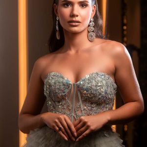Miss Anzoategui - Andrea Warbet